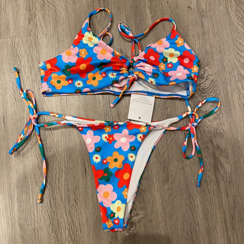 Floral bikini